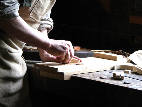 Nuestra <strong>carpintería de madera en  Carabaña</strong> es una empresa de <strong>herencia familiar</strong>, por lo que  contamos con gran <strong>experiencia </strong>en la profesión.